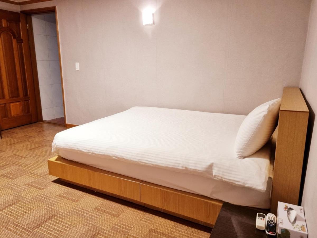 Hotel G Jeju Exterior photo