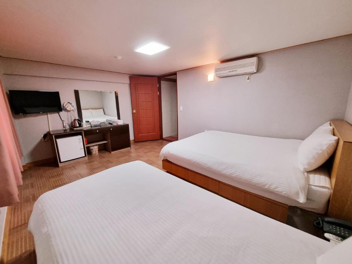 Hotel G Jeju Exterior photo